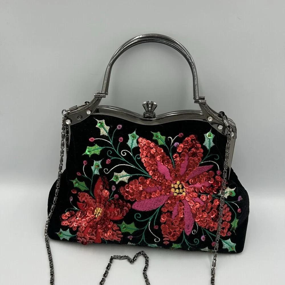 Vintage VENDULA‎ Purse Black Velvet Rhinestones Sequins Poinsettias